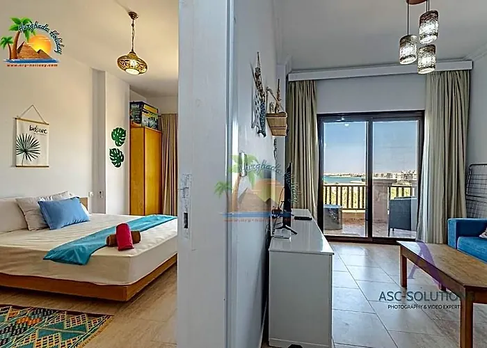 Entire 1 Bedroom With High Privacy & Private